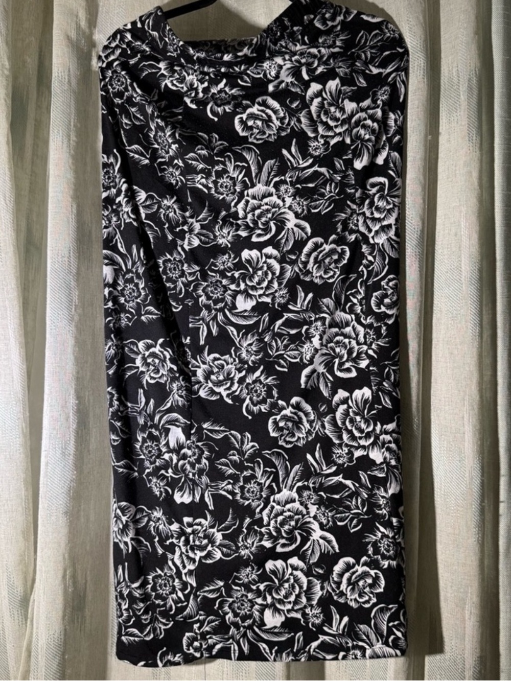 INC International Concepts Black and White Floral Skirt